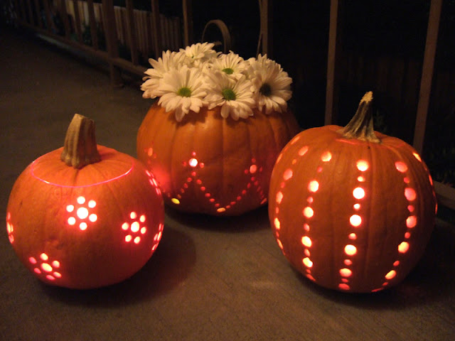 http://www.craftynest.com/2008/10/pumpkins-carved-with-a-drill/