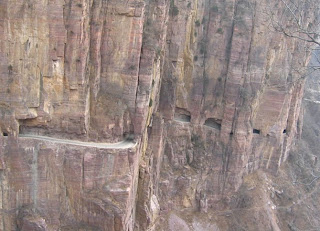 Guoliang Tunnel in Taihang mountains (China)Death Road photos gallery