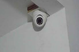 Parah! Pemilik Kos Pasang CCTV Selama Setahun Cuma Buat Ngintipin Mahasiswi Mandi
