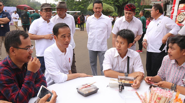 Jokowi Ingin Ubah Sistem Belajar, 60 Persen di Luar Kelas