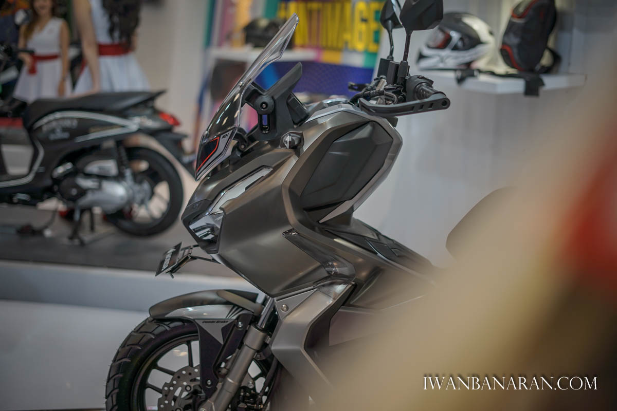 Giias 2019 Ahm Resmi Merilis Skutik Adventure Honda Adv 150