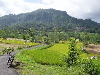 Suasana siang hari di Banjar Dukuh