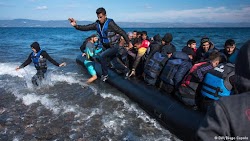  Οι πρόσφυγες που θα έλθουν στο εξής στην Ελλάδα θα κυκλοφορούν ελεύθερα, δεν θα υπόκεινται δηλαδή σε περιοριστικό καθεστώς κυκλοφορίας· αντ...