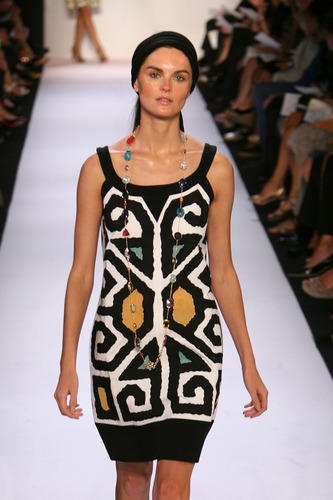 Tribal patterns are geometrical and bold so they would work best with simple