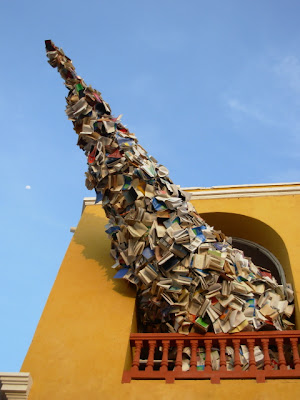 El árbol de la sabiduría, apuntando al cielo del conocimiento y de los sueños