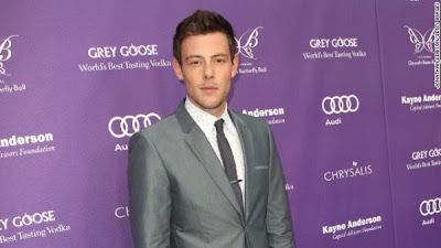 Cory Monteith yang merupakan salah satu tokoh utama dalam serial Glee