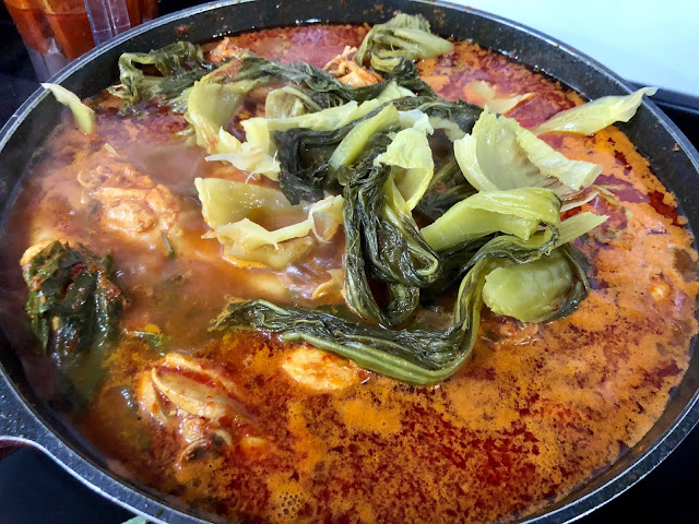 Menu Asam Pedas Ayam Jadi Pilihan Utama Adik-Adik Aku