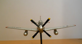 maqueta estática en miniatura Italeri 1:100 P-51 Mustang