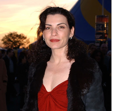 julianna margulies scrubs, juliana margulies, julianne margulies, julianna margulies pics, julianna margulies hair, julianna margulies hairstyle