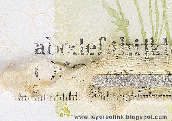 Layers of ink - Field of flowers tutorial by Anna-Karin, with Wildflowers stamps by Tim Holtz and Yupo paper.