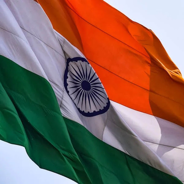 Suraiya Tayyab, who designed the National Flag of India सुरैय्या तैय्यब जी, जिन्होंने हिंदूस्तान के नेशनल फ्लैग को डिजाईन किया