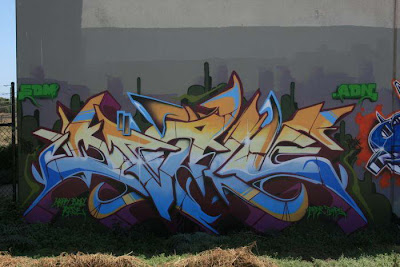 38 Graffiti Unik Keren dan Kreatif 