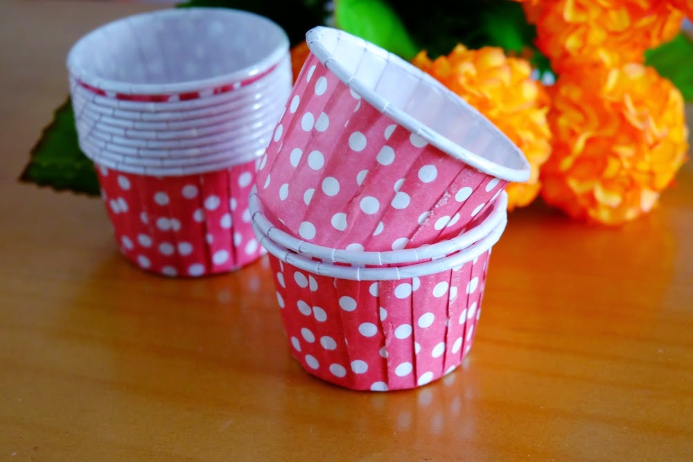 http://petitejoysupplies.blogspot.sg/2015/03/dark-pink-dot-muffin-case.html