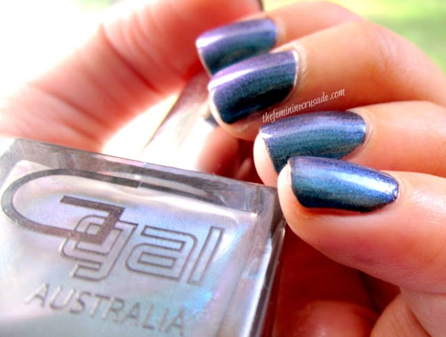 Picture of Glitter Gal Duochrome Hell-Bent Blue