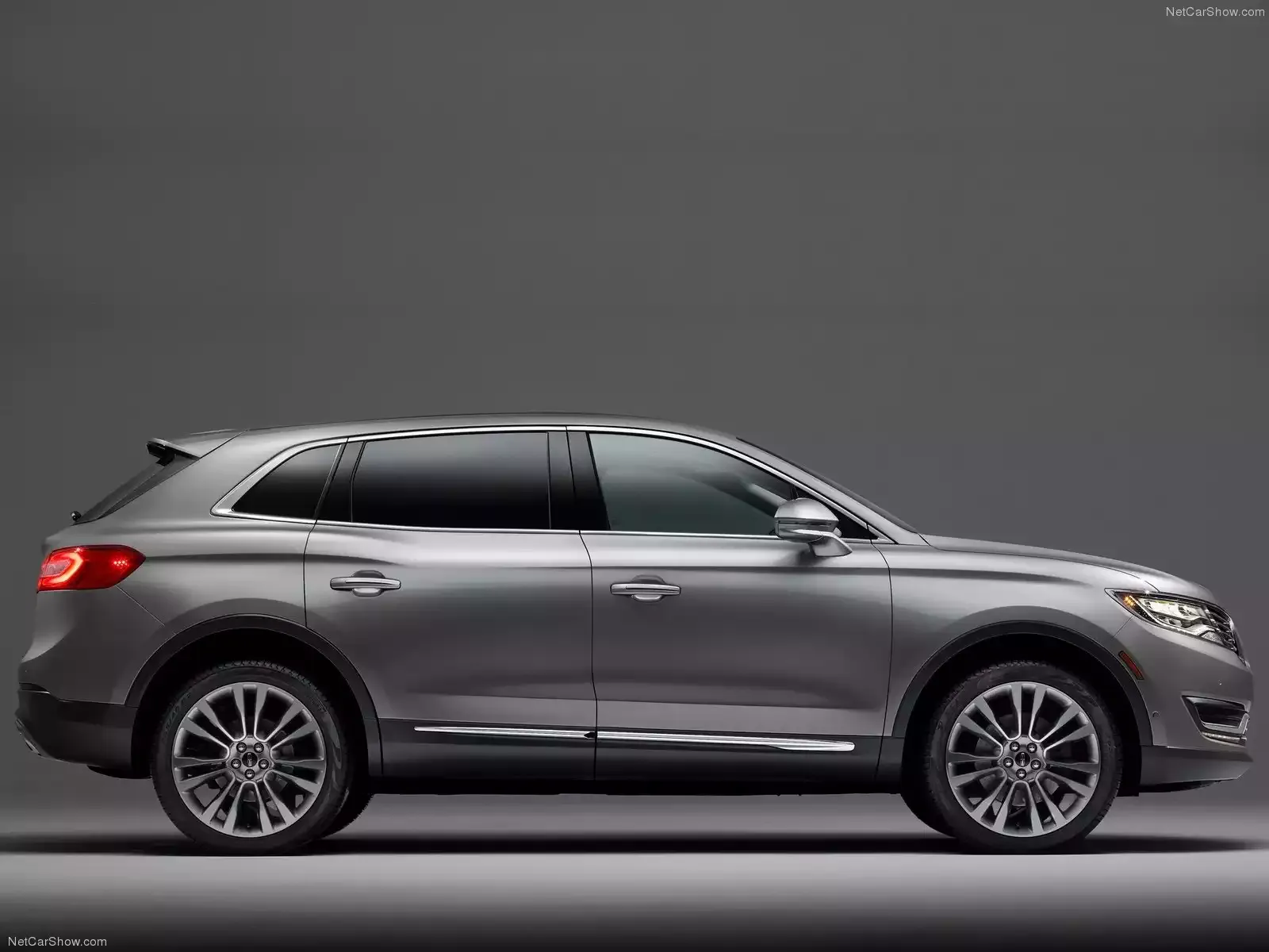 Hình ảnh xe ô tô Lincoln MKX 2016 & nội ngoại thất