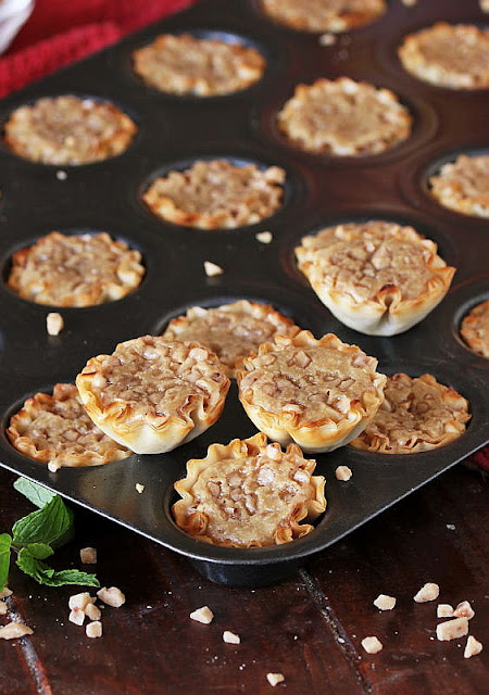 Mini Coffee-Toffee Crunch Cheesecakes in Mini Muffin Tin Pan Image