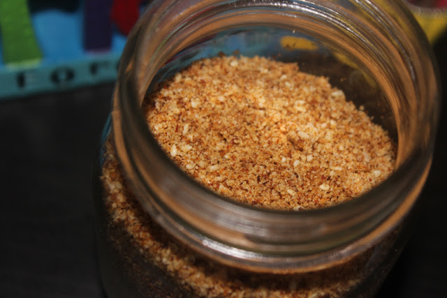 Nuvvula Podi // Sesame Spice Powder With Garlic