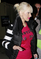 Christina Aguilera: Clown In Leggings