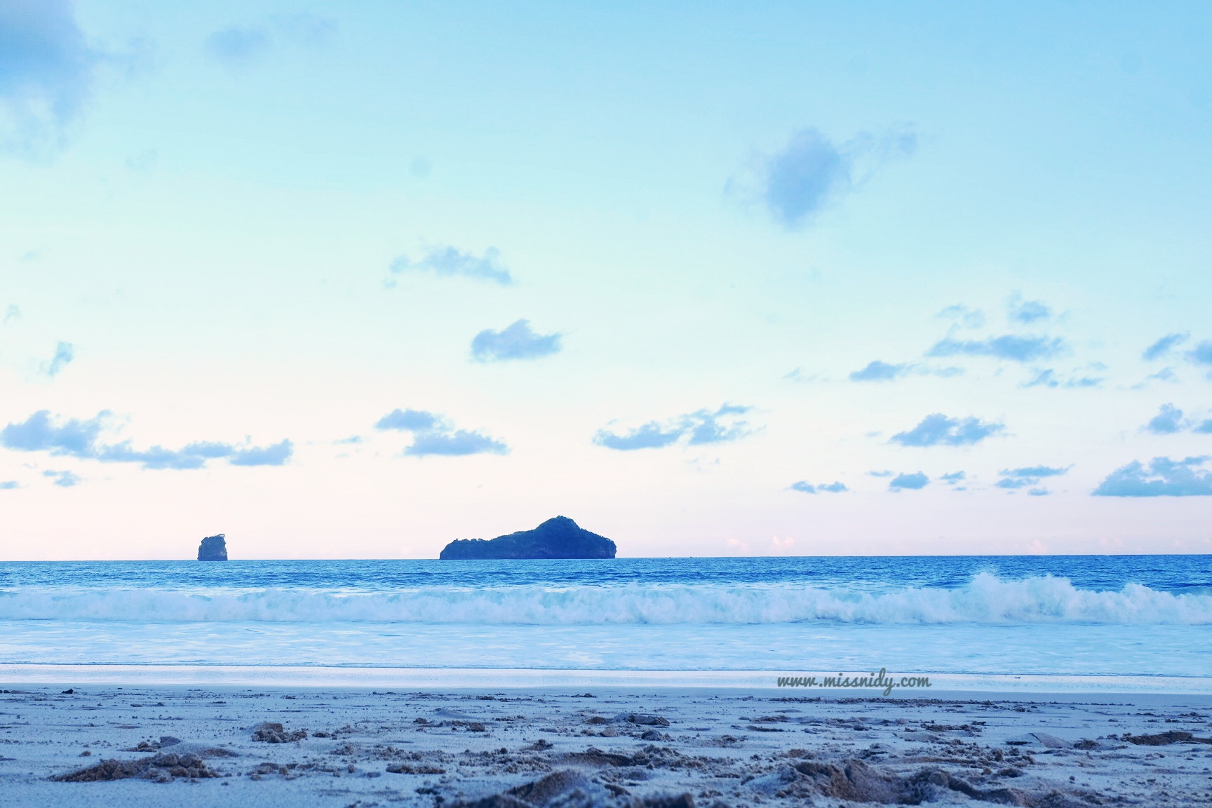 pantai terbaik di malang selatan