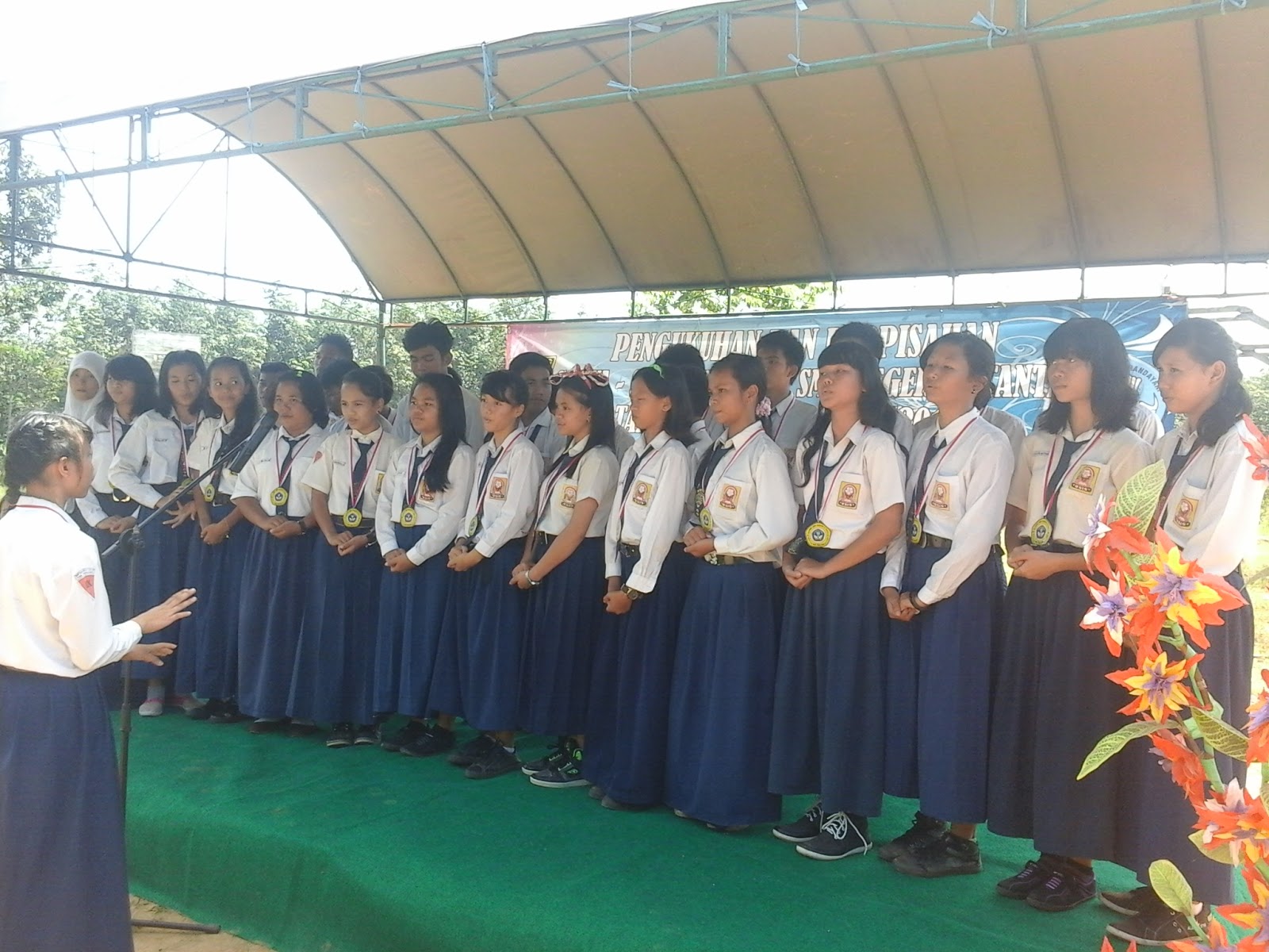 Alumni SMPN 2 Tanta Tahun 2014  Pelajaran Bahasa Indonesia