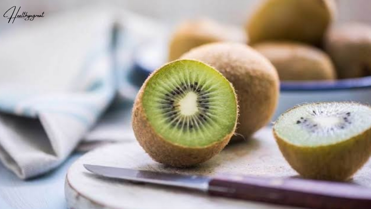 9 Amazing Health Benefits of Kiwi