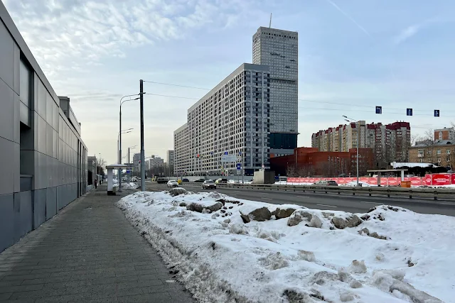 проезд Серебрякова, бизнес-центр Silver Stone, строящийся жилой комплекс Silver / Afi Tower