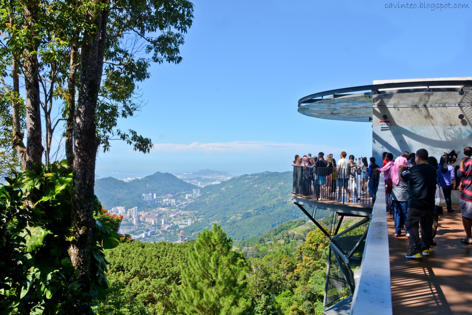 Entree Kibbles Top Of Penang Hill Bukit Bendera Fantastic Scenery Of The City Peninsular Malaysia Via Its Viewing Decks And Viewing Tower Pulau Pinang Malaysia