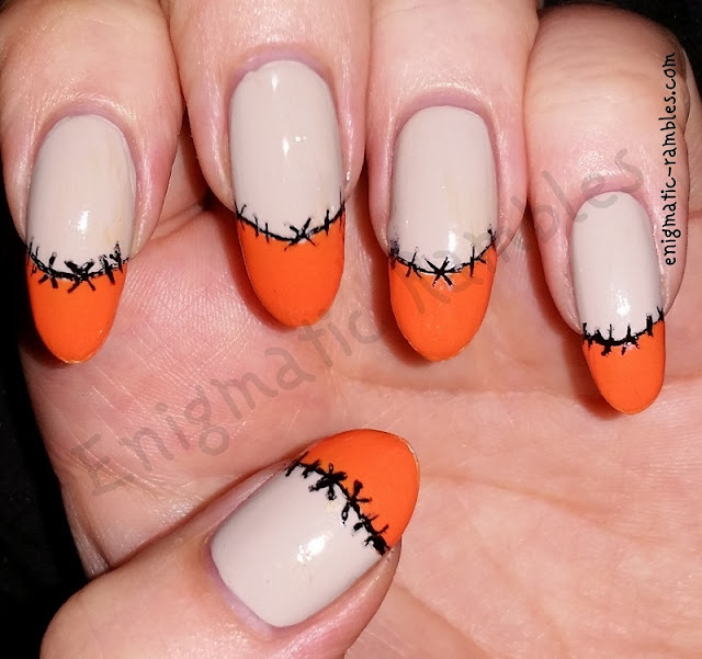 Halloween-Nails-Stitched-French