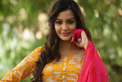 diksha panth latest glam pics-thumbnail-31