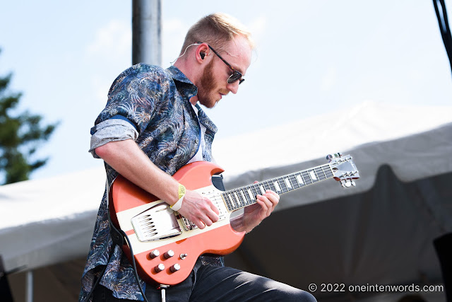Excuse Me at Riverfest Elora on August 20, 2022 Photo by John Ordean at One In Ten Words oneintenwords.com toronto indie alternative live music blog concert photography pictures photos nikon d750 camera yyz photographer