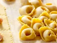 Mercatino Enogastronomico della Certosa e Raviolata di Primavera 7 Maggio Certosa di Pavia (Pv)