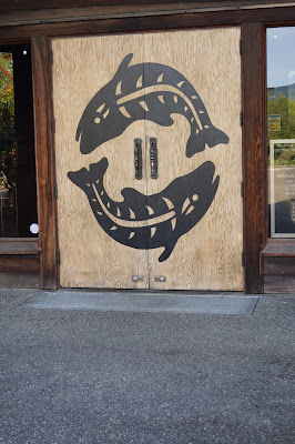 museum doors with Makah salmon painting