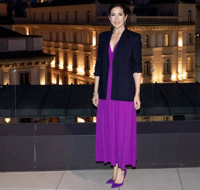 CASA REAL DE DINAMARCA Crown-princess-mary-in-prada-purple-dress-2