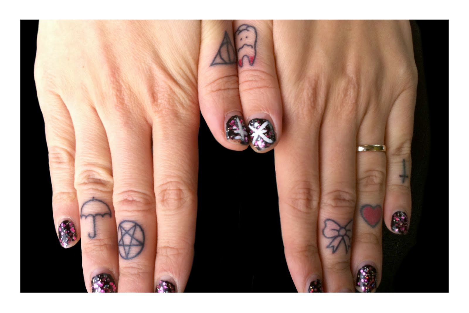 Cute Finger Tattoo Designs