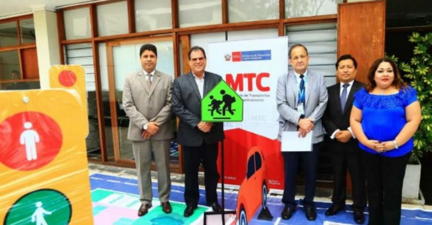 Ministerio de Transportes entrega circuitos viales educativos a municipios provinciales