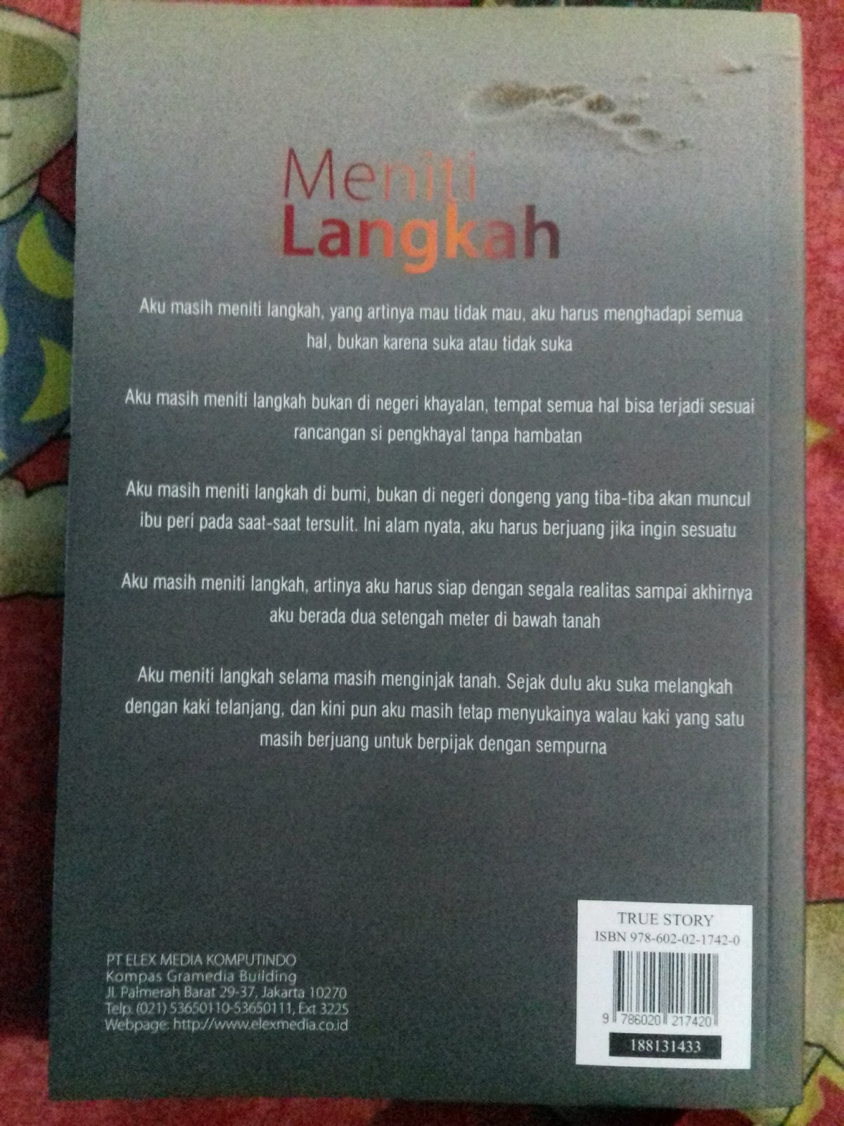 Tweeeeeeeeety.: [Review Buku] Meniti Langkah : Catatan 