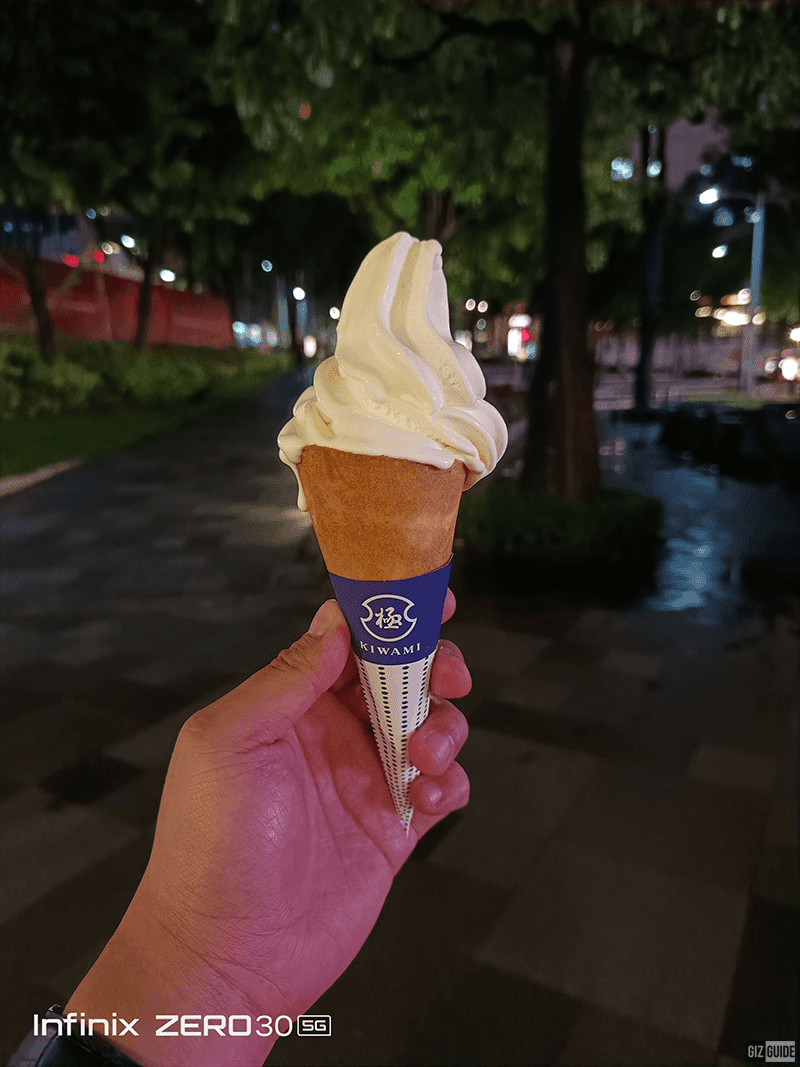 Ice cream 1x night shot