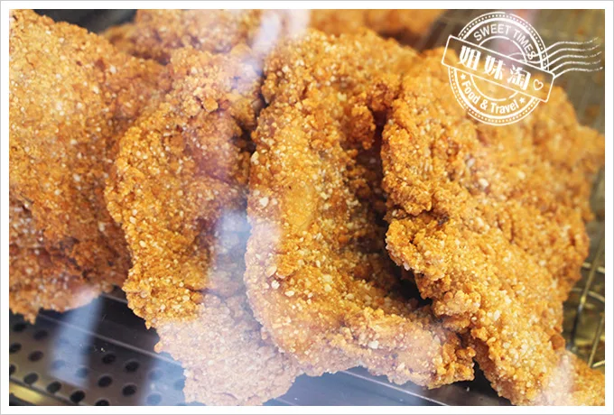 高雄正忠排骨飯 炸雞排