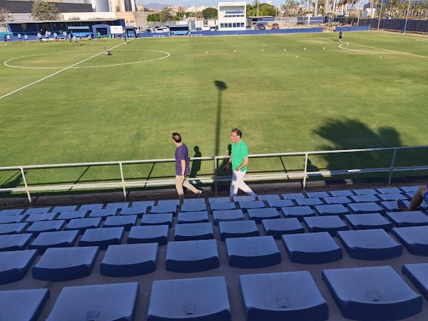 Málaga, Loren Juarros presente en el partido del filial