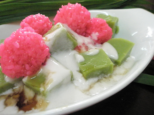 Kuih Tradisonal~Jom RasaYummy~!