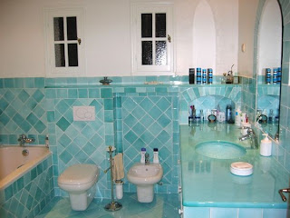 Baño turquesa