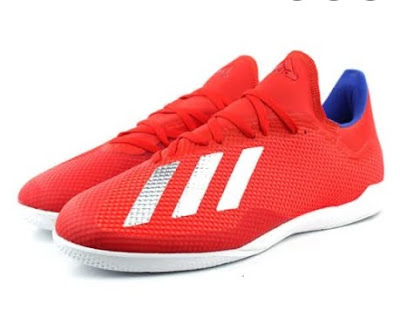 Sepatu futsal adidas predator