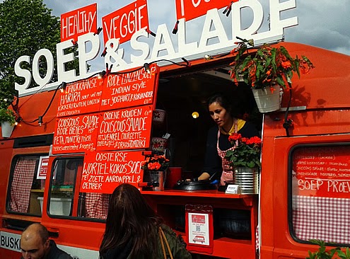 Creative markets Utrecht, The Netherlands | Happy in Red