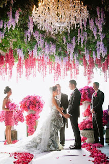 Decoración para bodas al aire libre con rosas