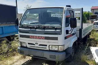 Nissan Cabstar 2000 model