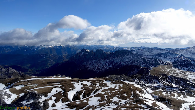 Ruta circular a Peña Cerreos desde Tuiza por el Macizo de Ubiña.