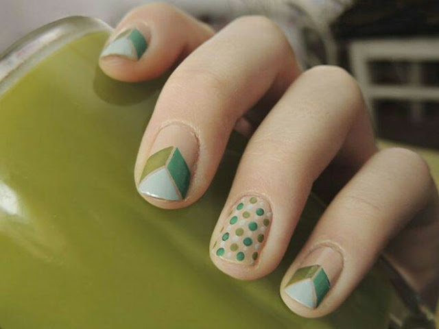 Nail arts