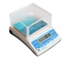 6. SKY Precision Balance