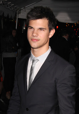 taylor lautner wallpalpers, taylor lautner pictures, taylor lautner photos, taylor lautner images, taylor lautner photoshoot, taylor lautne