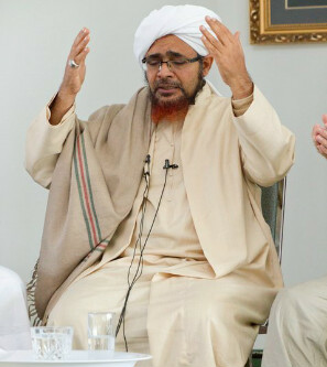 Kumpulan Foto Habib Umar bin Hafidz - FiqihMuslim.com